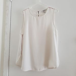 Forever 21 White sleeveless top US XL